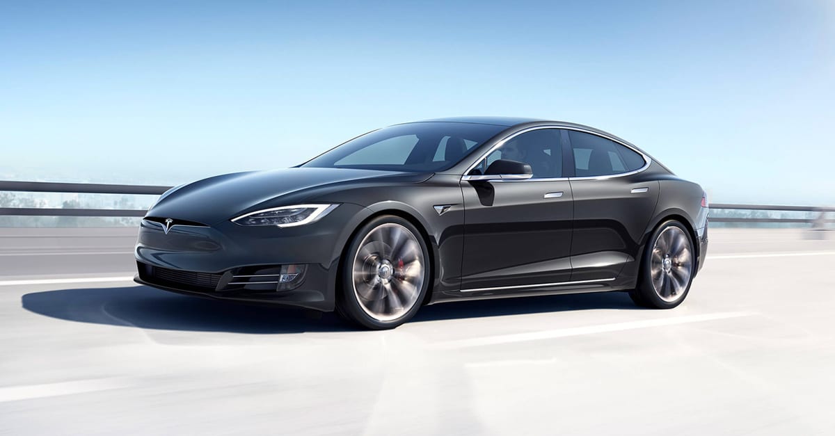 Tesla crește prețurile la mașinile vândute în China
