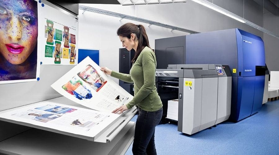 Konica Minolta instalează primul AccurioJet KM-1 în România