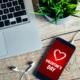 Cadouri Valentine’s Day pentru el: Ce gadget-uri să-i dăruiești persoanei iubite pe 14 februarie