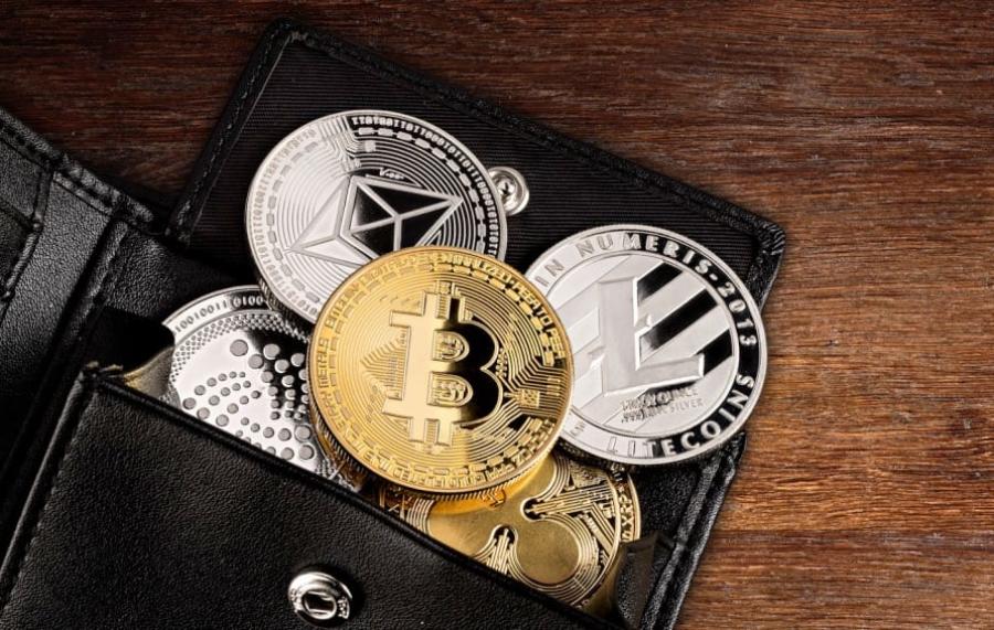 Jaf în Bitcoin: cum au reușit hackerii să fure peste dolari dintr-un portofel digital