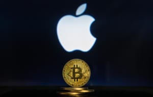 În curând ar putea fi posibilă plata cu Bitcoin a următorului iPhone sau Macbook