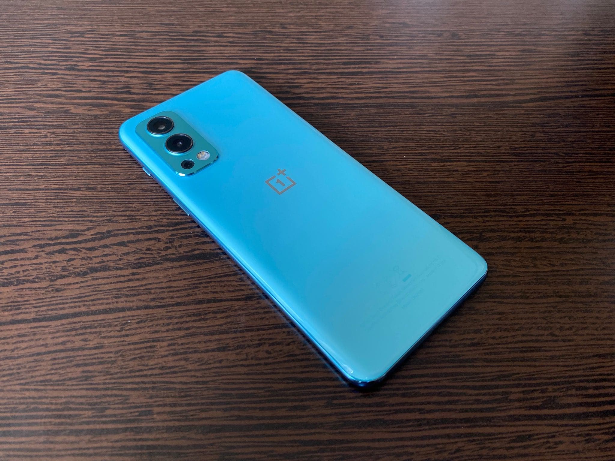 REVIEW OnePlus Nord 2 5G: Flagship Killer?