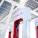 Tesla construiește o nouă fabrică de baterii în Shanghai