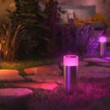 Philips Hue anunţă noi corpuri de iluminat inteligente pentru exterior