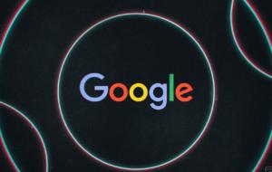 Modul întunecat al Google Search devine și mai întunecat în test pentru anumiți utilizatori