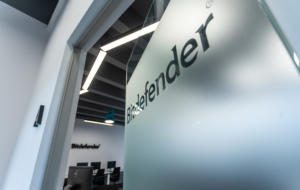 BitDefender inaugurează un laborator de informatică de ultimă generație în cadrul Politehnicii din București