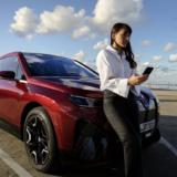 Update software: noi funcţii la bord şi în afara automobilului pentru milioane de clienţi BMW