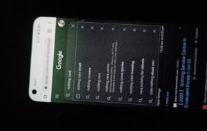 Nothing Phone (1) deja are probleme: ecran verde, condens sub carcasă