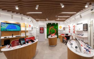Vodafone a anunțat deschiderea primului magazin EasyTech