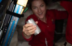 Cum reciclează NASA perspiraţia şi urina astronauţilor de pe Staţia Spaţială Internaţională
