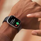 Apple Watch X ar urma să vină cu un corp mai subţire şi curele magnetice