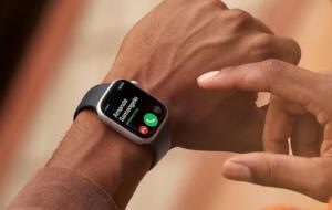Apple Watch X ar urma să vină cu un corp mai subţire şi curele magnetice