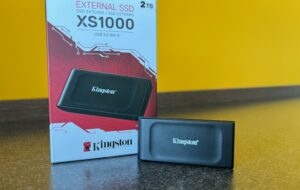 REVIEW Kingston XS1000, un SSD extern foarte compact și destul de rapid