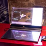 MWC 2024: Lenovo ne arată viitorul laptopurilor prezentând primul device de acest gen cu ecran complet transparent