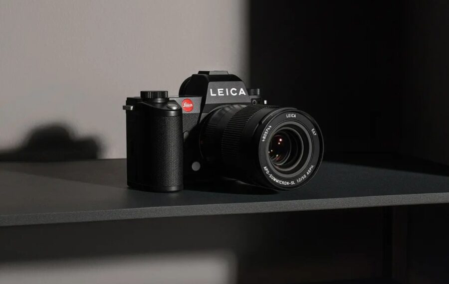 Leica SL3 front
