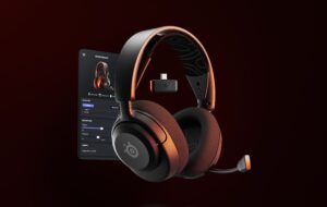 Noile căști SteelSeries Arctis Nova 5 promit un avantaj competitiv cu peste 100 de profiluri audio pentru jocuri online