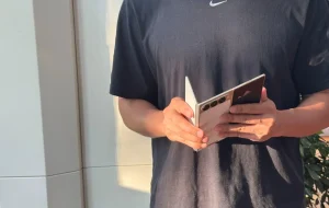 Tecno dezvăluie un tri-fold chiar înainte de Samsung Unpacked