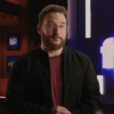 Angajatul Apple ar fi vândut informații despre iOS 26 pe un salariu minim din România