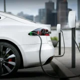 Lovitură pentru șoferii de electrice: o țară din Europa adoptă taxarea la kilometru pentru a compensa pierderile din accize