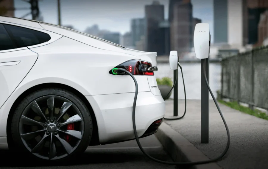 Tesla incarcare masina electrica EV