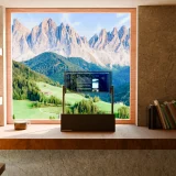 Visual Instruments prezintă monitorul transparent cu luminozitate de 5.000 nits