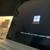 Un malware de Windows mimează actualizările pentru a fura datele utilzatorilor