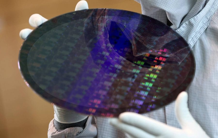 Apple pierde prioritatea în fabricile TSMC. Încă un motiv pentru scumpiri în gama iPhone?