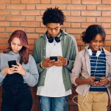 Europenii au realizat o aplicație de verificare a vârstei pentru blocarea minorilor pe rețele sociale