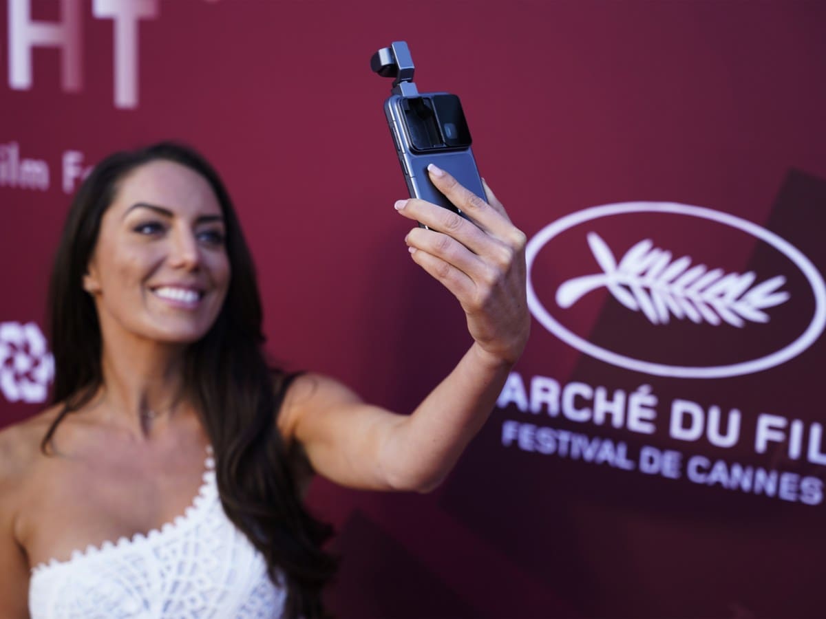 Lansarea Honor Robot Phone a fost confirmată oficial