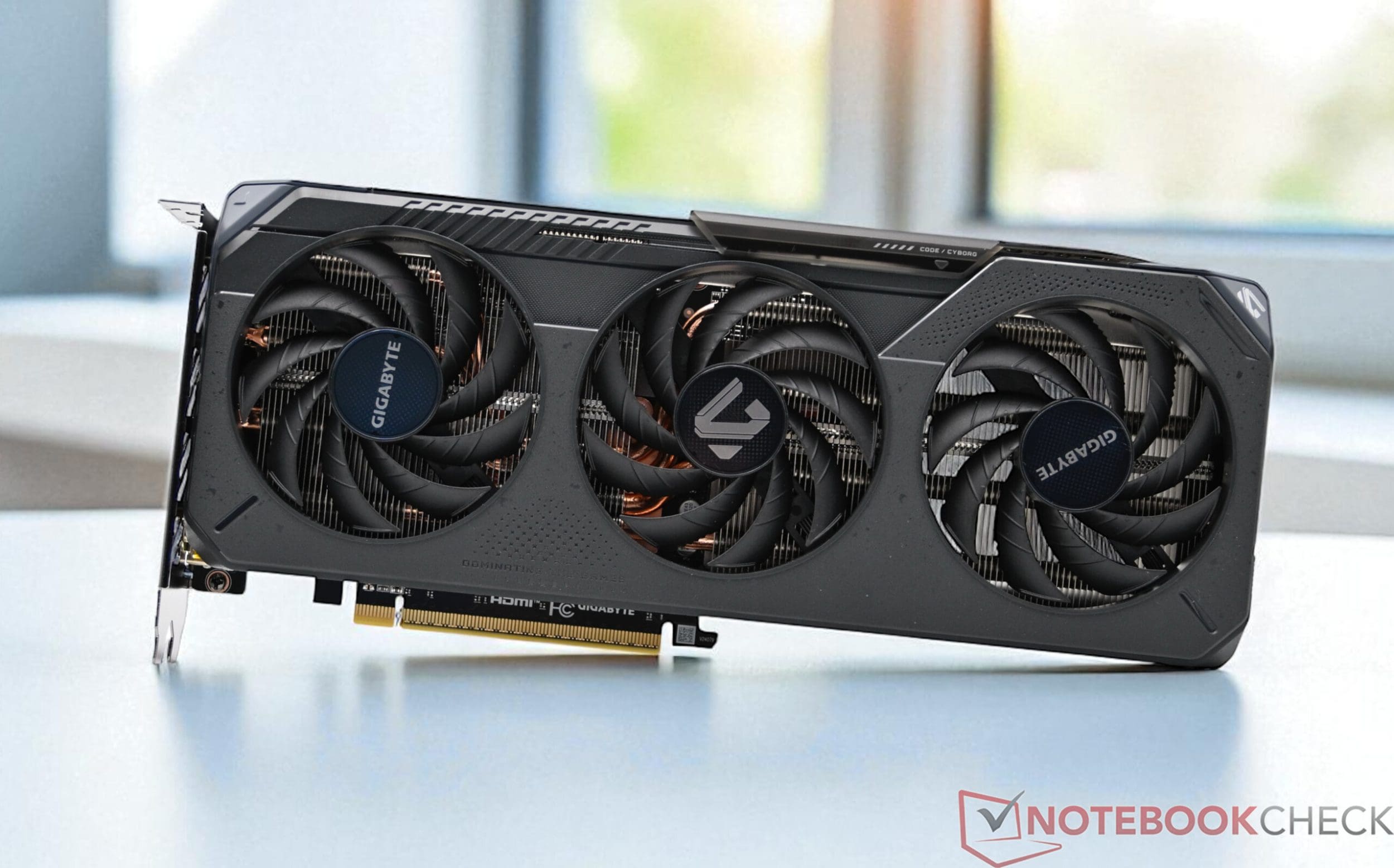 AMD Radeon RX 9050 a ieșit la iveală înainte de lansarea oficială