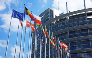 Politicienii europeni care au investigat spyware-ul Pegasus l-au găsit pe telefoanele lor