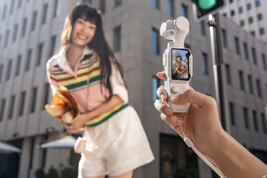Insta360 Luna Pro a fost lansată oficial