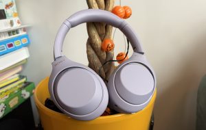 Sony WH-1000XM4C review: întoarcerea unui „clasic”